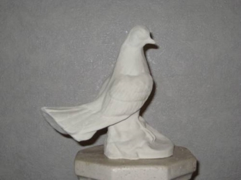 Скульптура Голуба 22см з поворотом  голови